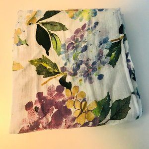 Loulou Lollipop Hydrangea Muslin Swaddle Blanket